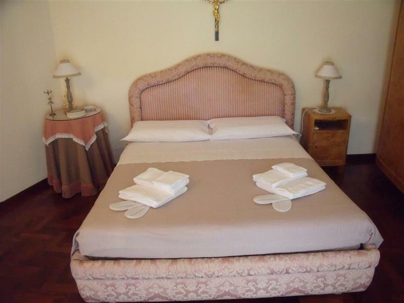 Bed And Breakfast Il Vicolo Graniti Экстерьер фото